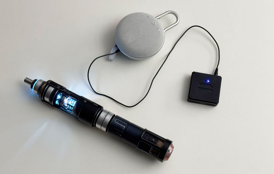 KyberSync Wireless Saber Sound System with Lightsaber